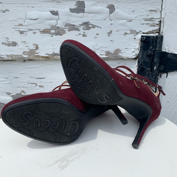 NWOT Strappy maroon heels - Picture 4 of 4
